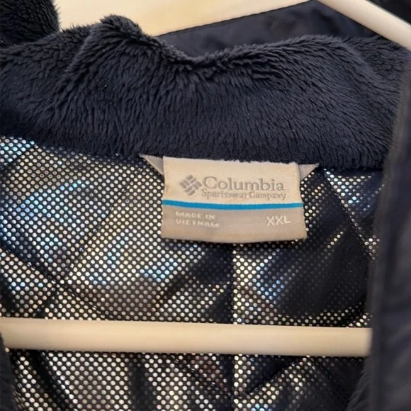 Columbia Women's Navy Quilted Jacket - Picture 2 of 5